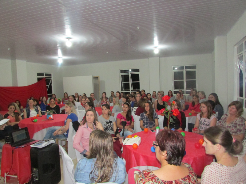 Homenagem para as Mamães - EMEI Paraíso da Criança